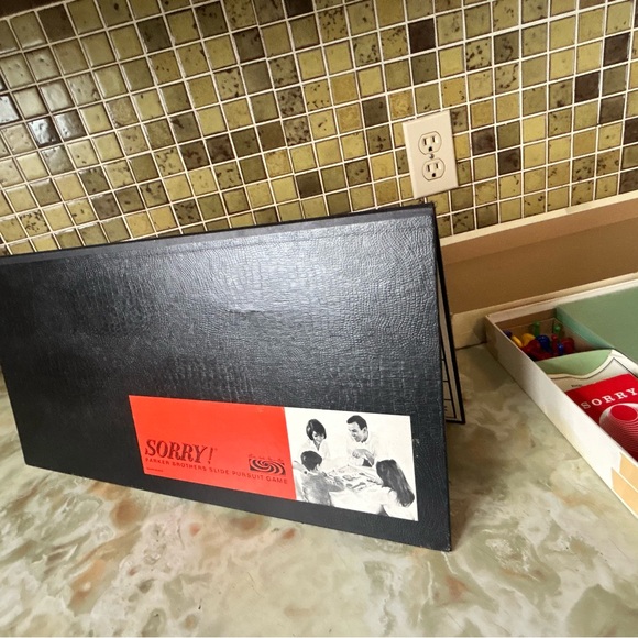 Sorry! Board Game - Picture 9 of 10